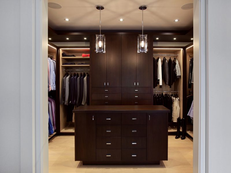 Award winning closet Oakville Ontario