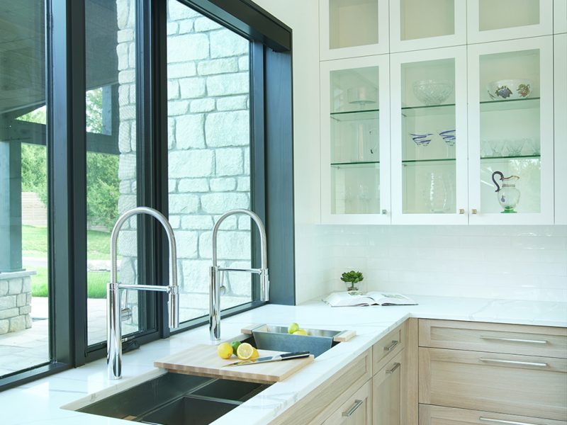 Large kitchen sink workstation