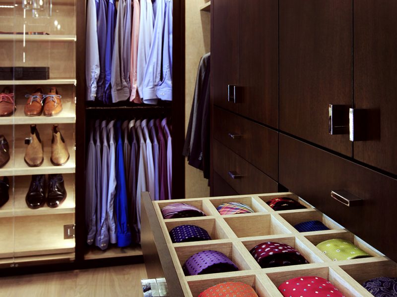 Tie storage cabinet