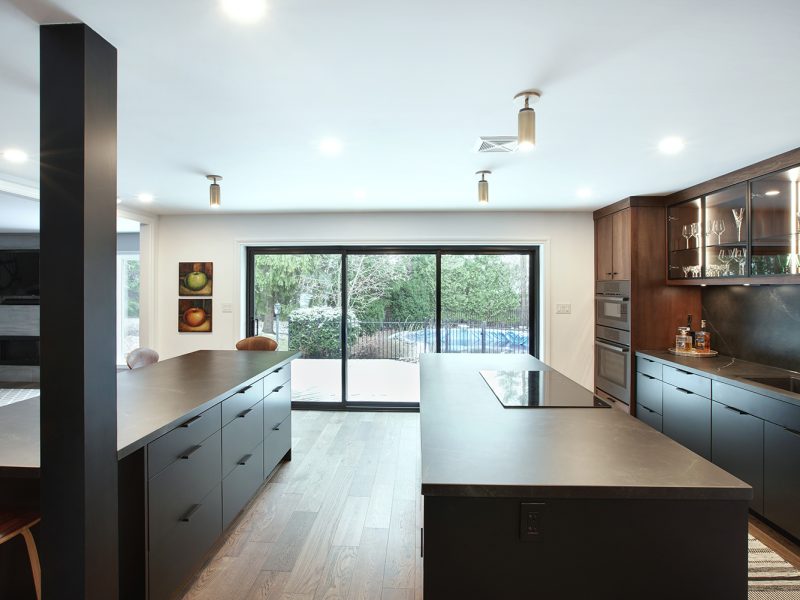 Double kitchen islands