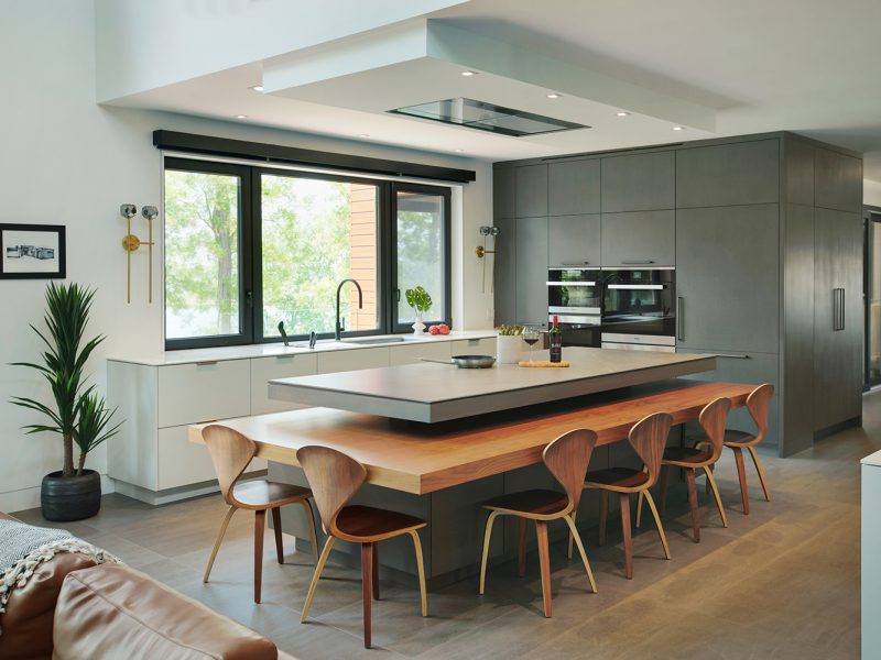 Floating countertop on kitchen island