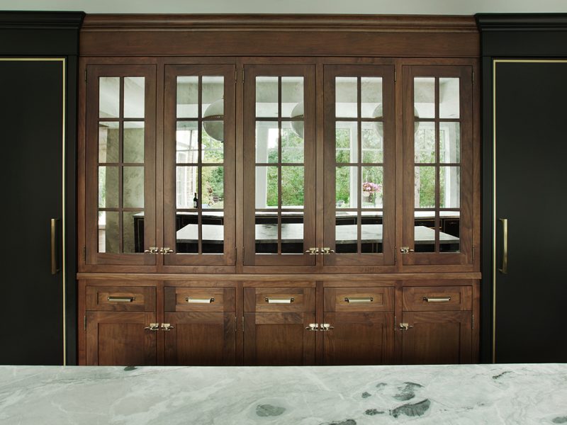 walnut-servery-mirrror-cabinets